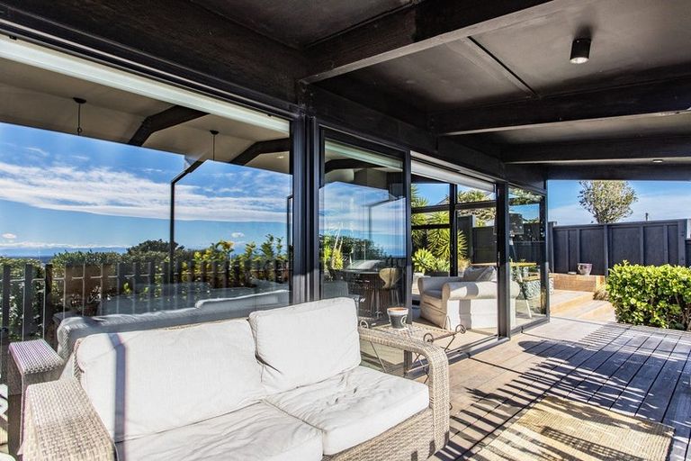 Photo of property in 65 Cannon Hill Crescent, Mount Pleasant, Christchurch, 8081