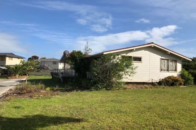 Photo of property in 5 Pinero Place, Bucklands Beach, Auckland, 2014