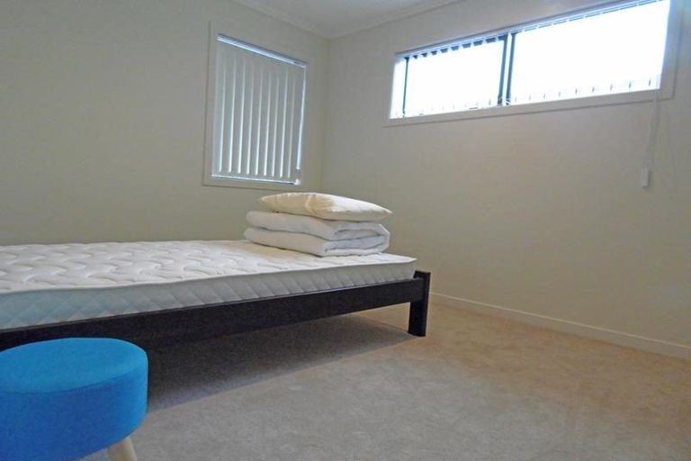 Photo of property in 2 Saltmarsh Road, Hobsonville, Auckland, 0616