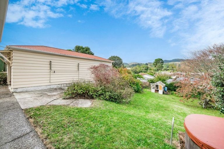 Photo of property in 88 Glen Road, Raumati South, Paraparaumu, 5032