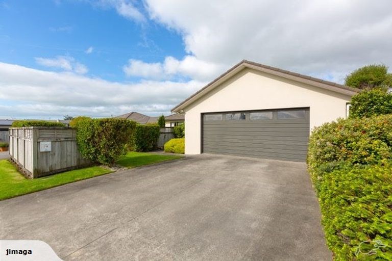 Photo of property in 54b Dillon Drive, Bell Block, New Plymouth, 4312