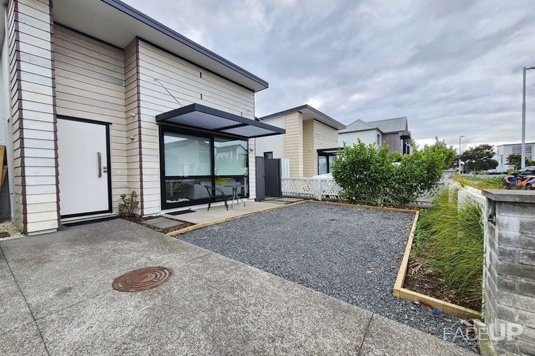 Photo of property in 8 Grey Warbler Road, Hobsonville, Auckland, 0616