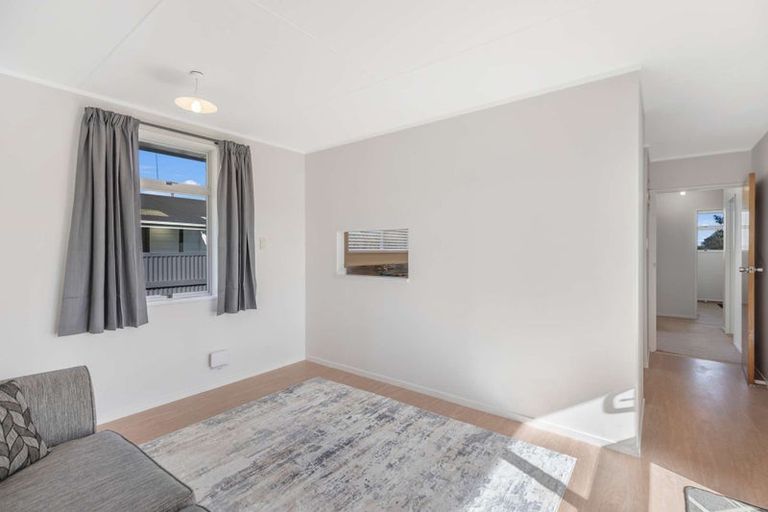 Photo of property in 32 Cascade Crescent, Westbrook, Palmerston North, 4412