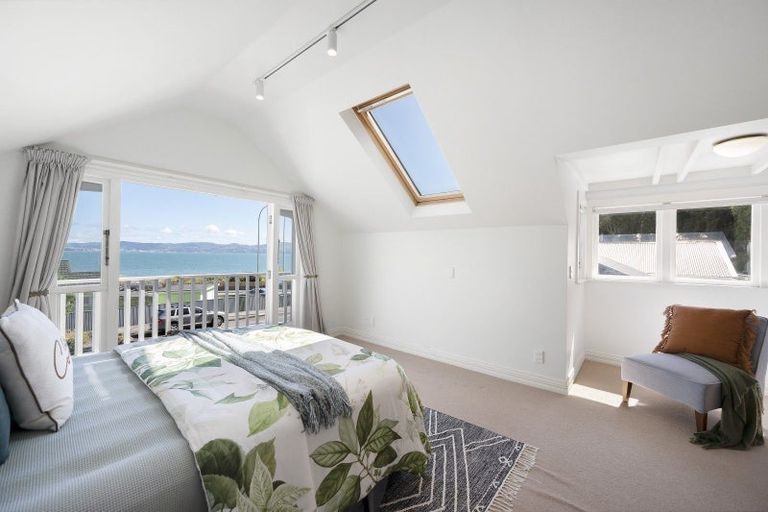 Photo of property in 69 Muritai Road, Eastbourne, Lower Hutt, 5013