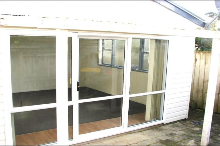 Photo of property in 13 Tiraumea Drive, Pakuranga, Auckland, 2010