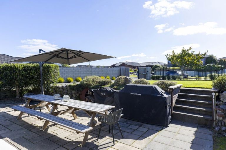 Photo of property in 83 Harvey Street, Waipahihi, Taupo, 3330