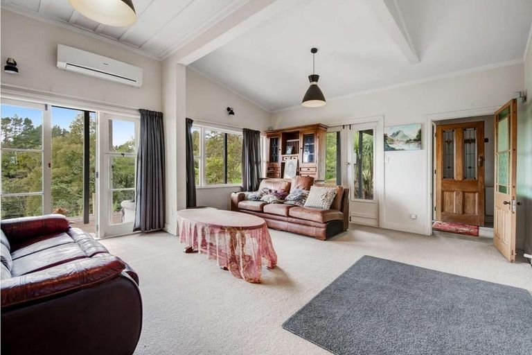Photo of property in 245 Anderson Road, Helensville, 0875
