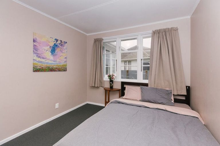 Photo of property in 45 Tweed Street, Roslyn, Palmerston North, 4414