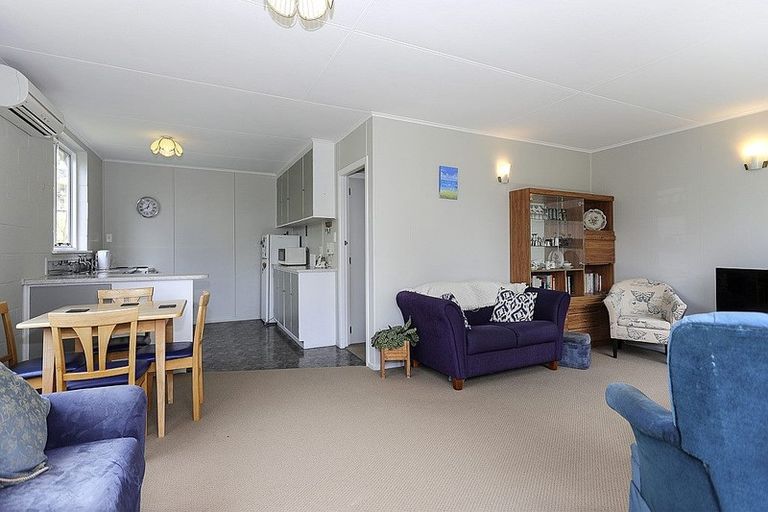 Photo of property in 138 Welcome Bay Road, Welcome Bay, Tauranga, 3112