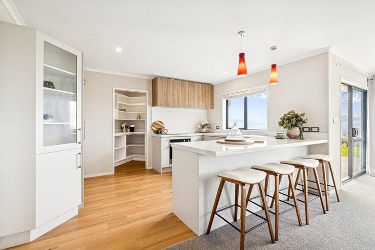 Photo of property in 3 Cranleigh Way, Bombay, 2675
