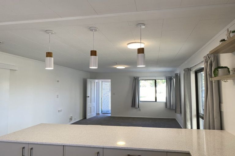 Photo of property in 7a Nathan Avenue, Paraparaumu Beach, Paraparaumu, 5032