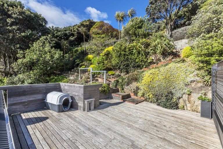 Photo of property in 69 Mantell Street, Seatoun, Wellington, 6022