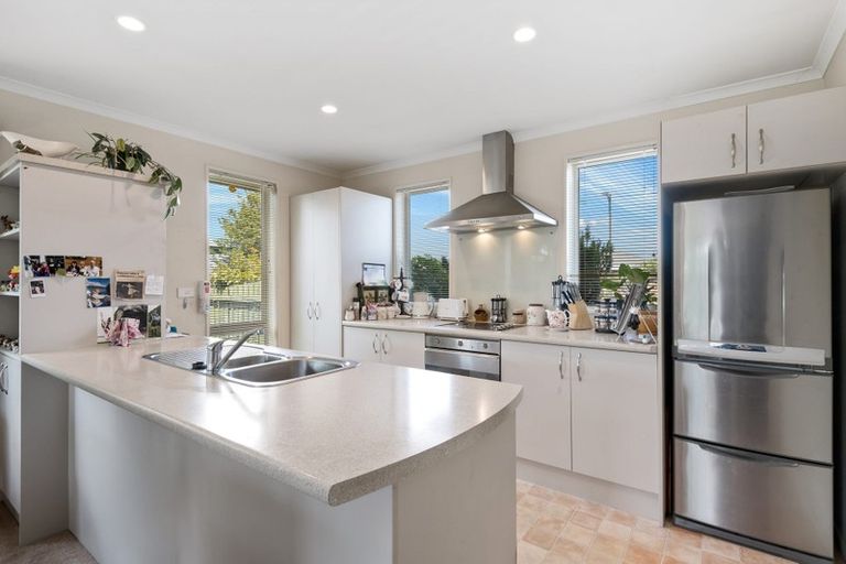 Photo of property in 106 Rolleston Drive, Rolleston, 7614