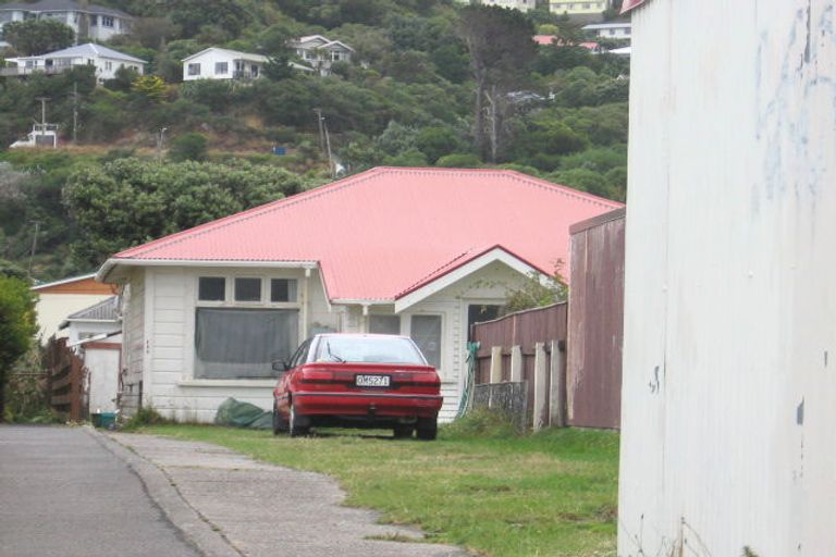 Photo of property in 192f4 Onepu Road, Lyall Bay, Wellington, 6022