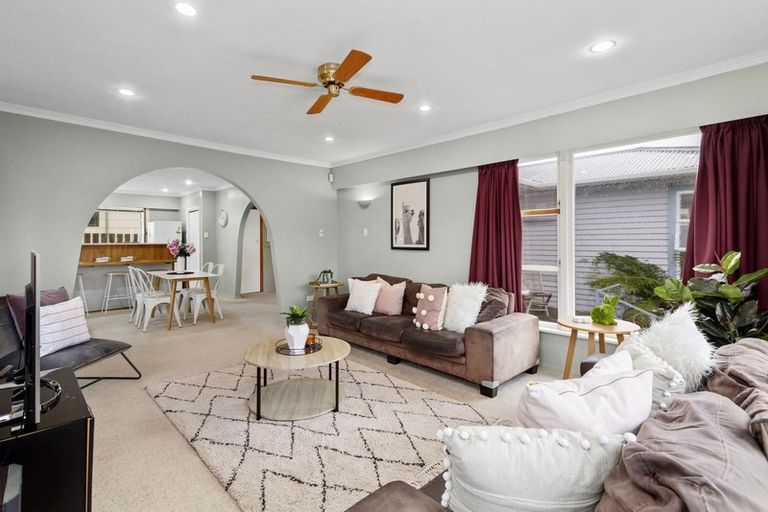 Photo of property in 39 Dominion Park Street, Johnsonville, Wellington, 6037