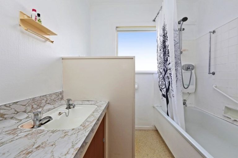 Photo of property in 43 Clark Avenue, Pirimai, Napier, 4112