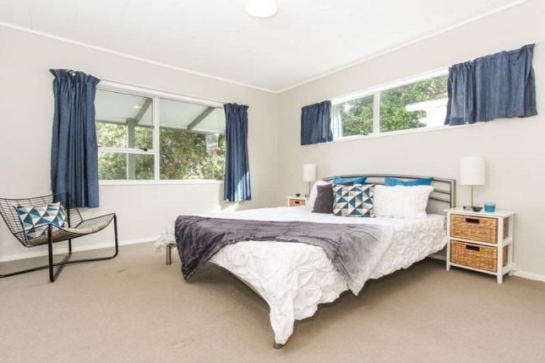 Photo of property in 52 Keegan Drive, Massey, Auckland, 0614