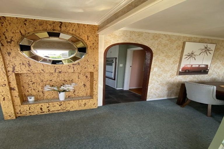 Photo of property in 7 Bowling Road, Greenmeadows, Napier, 4112