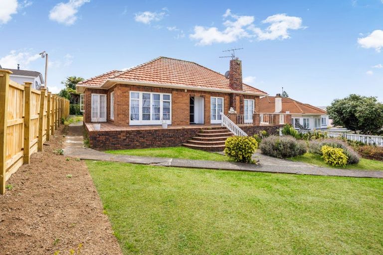 Photo of property in 142 Kolmar Road, Papatoetoe, Auckland, 2025