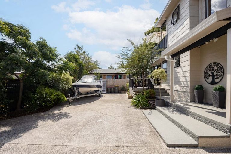 Photo of property in 8 Opoia Road, Hamilton East, Hamilton, 3216