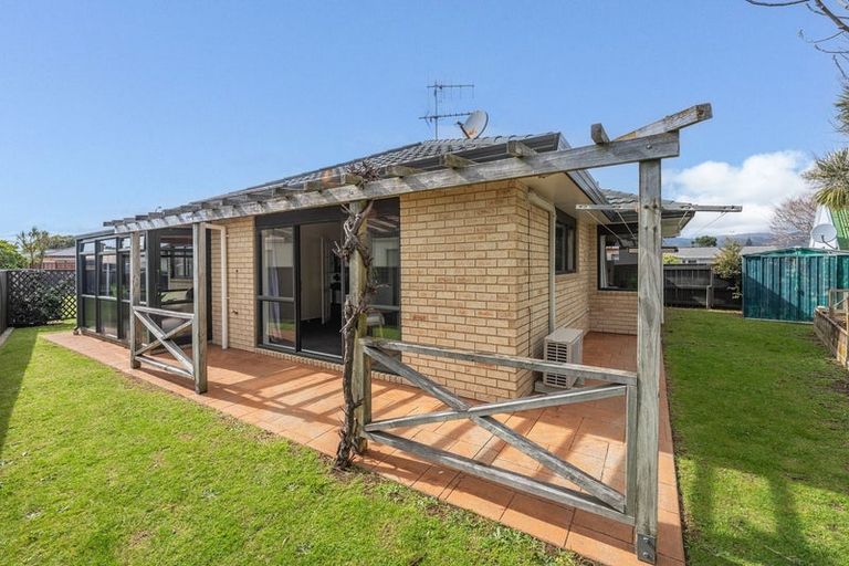 Photo of property in 15a Watson Drive, Paraparaumu Beach, Paraparaumu, 5032