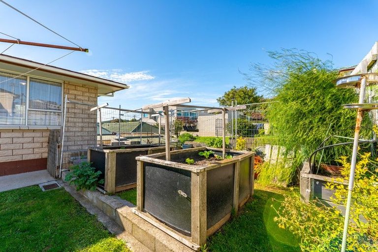 Photo of property in 40 Wharfe Street, South Hill, Oamaru, 9400