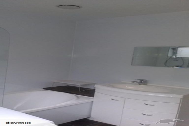 Photo of property in 71 Mitchell Street, Brooklyn, Wellington, 6021