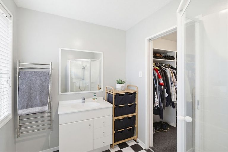 Photo of property in 14 Brogar Place, Casebrook, Christchurch, 8051
