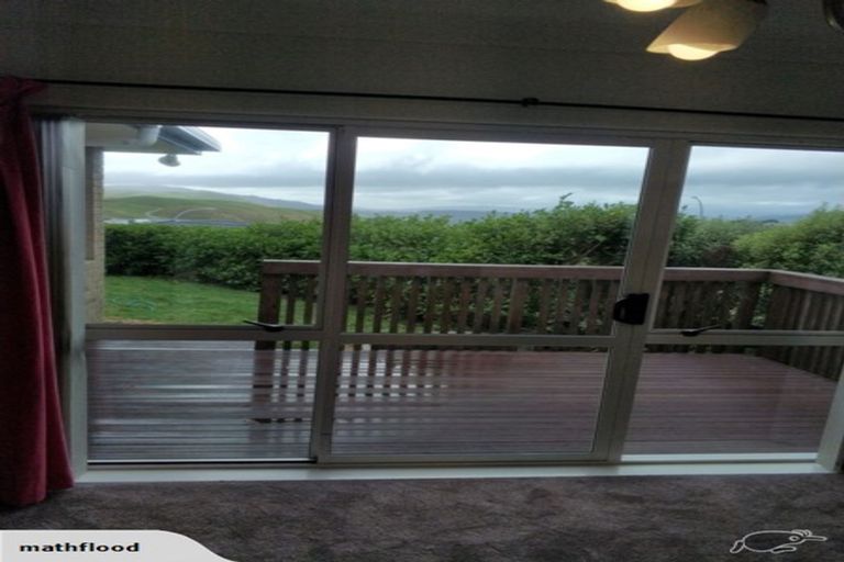 Photo of property in 4 Comber Place, Johnsonville, Wellington, 6037