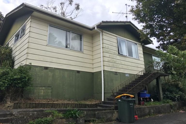 Photo of property in 38 Beaudine Avenue, Glenfield, Auckland, 0629