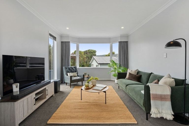 Photo of property in 3 Gonville Street, Tawa, Wellington, 5028