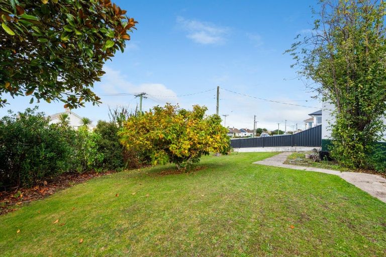 Photo of property in 18 Mclean Street, Oamaru North, Oamaru, 9400