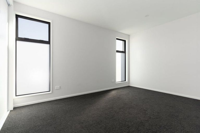 Photo of property in 317 Linwood Avenue, Linwood, Christchurch, 8062