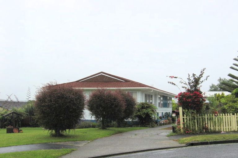 Photo of property in 3 Leonard Place, Onerahi, Whangarei, 0110