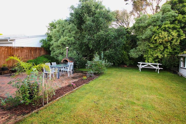 Photo of property in 8 Nicolas Avenue, Glen Eden, Auckland, 0602