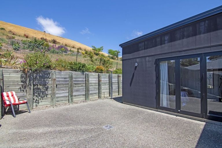 Photo of property in 22 Genia Drive, Wakefield, 7025