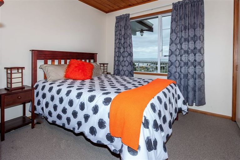 Photo of property in 103 Oakley Crescent, Thames, 3500