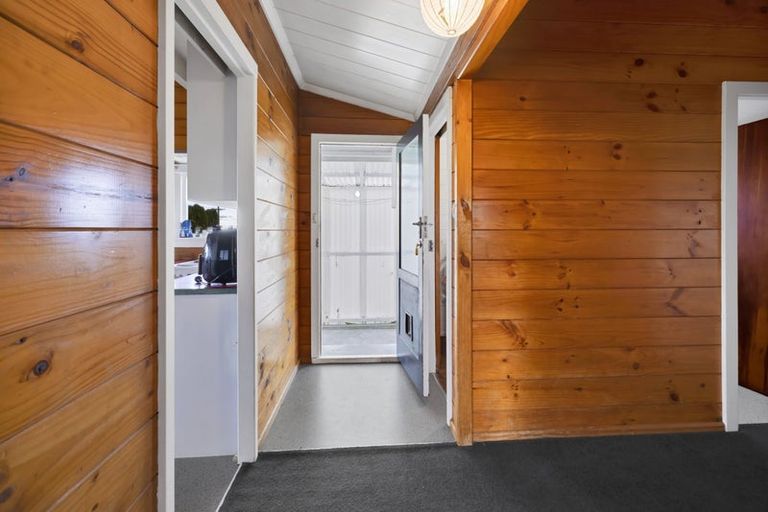 Photo of property in 27 Egmont Street, Kaponga, Hawera, 4679
