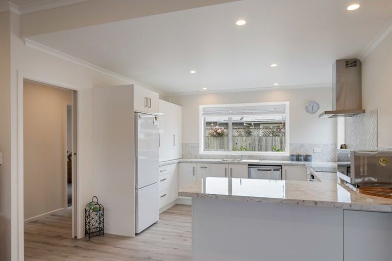 Photo of property in 52a Mako Mako Road, Levin, 5510