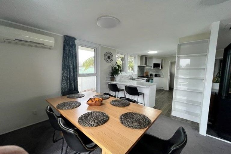 Photo of property in 3 Greenwich Grove, Stokes Valley, Lower Hutt, 5019