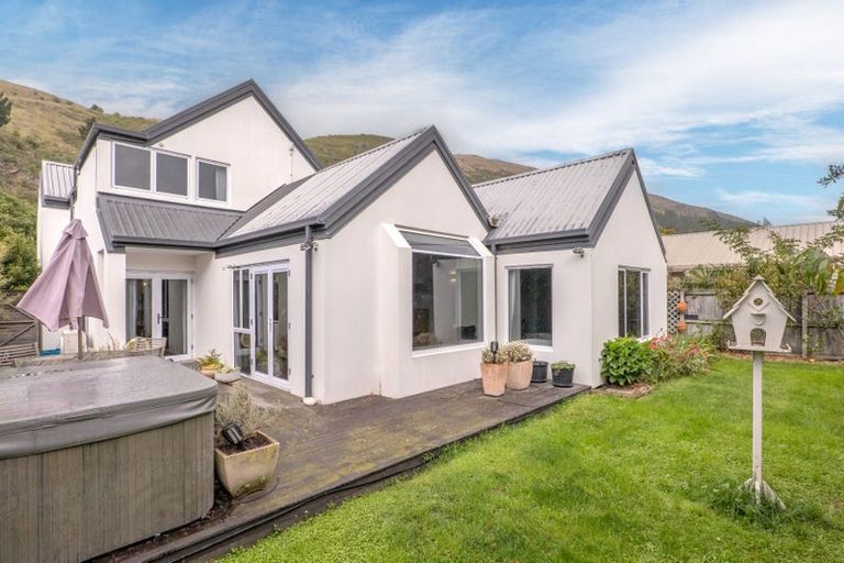 Photo of property in 60 Arnold Street, Sumner, Christchurch, 8081