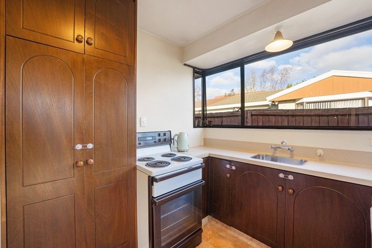 Photo of property in 5 Fernbrook Place, Mairehau, Christchurch, 8013