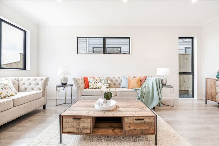 Photo of property in 26 Matahae Drive, Flat Bush, Auckland, 2019