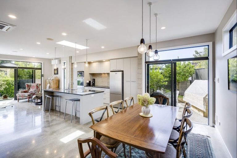 Photo of property in 7 Raven Grove, Havelock North, 4130