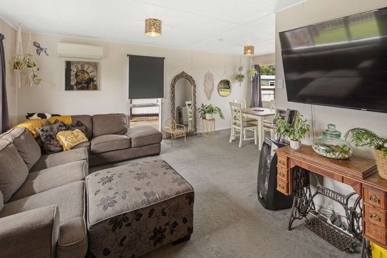 Photo of property in 4 Perth Street, Levin, 5510