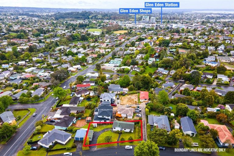 Photo of property in 2 Terra Nova Street, Glen Eden, Auckland, 0602