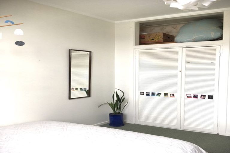 Photo of property in 144 Queen Street, Westport, 7825