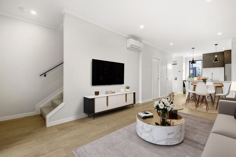 Photo of property in 11 Samuel Marsden Place, Whenuapai, 0618