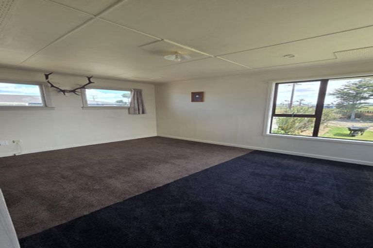 Photo of property in 35 Papatotara Road, Tuatapere, 9620
