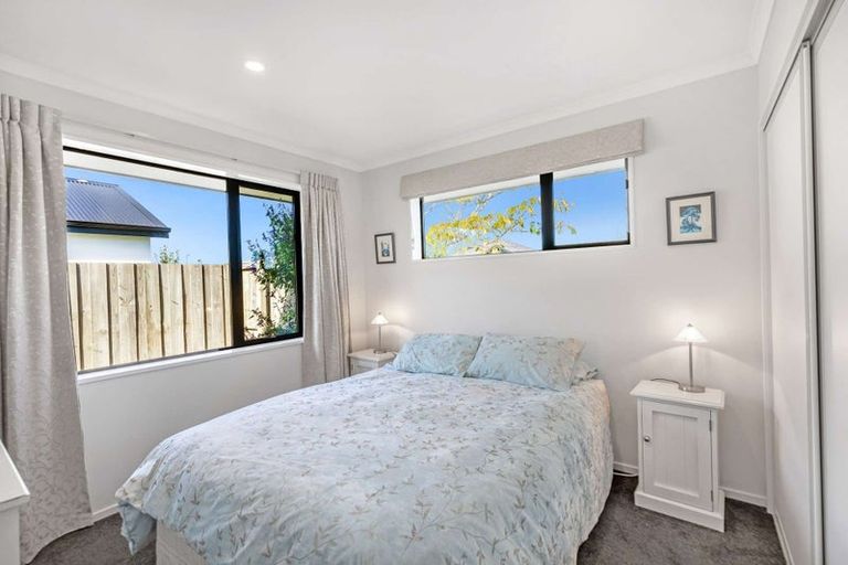 Photo of property in 27 Katrine Drive, Marshland, Christchurch, 8083